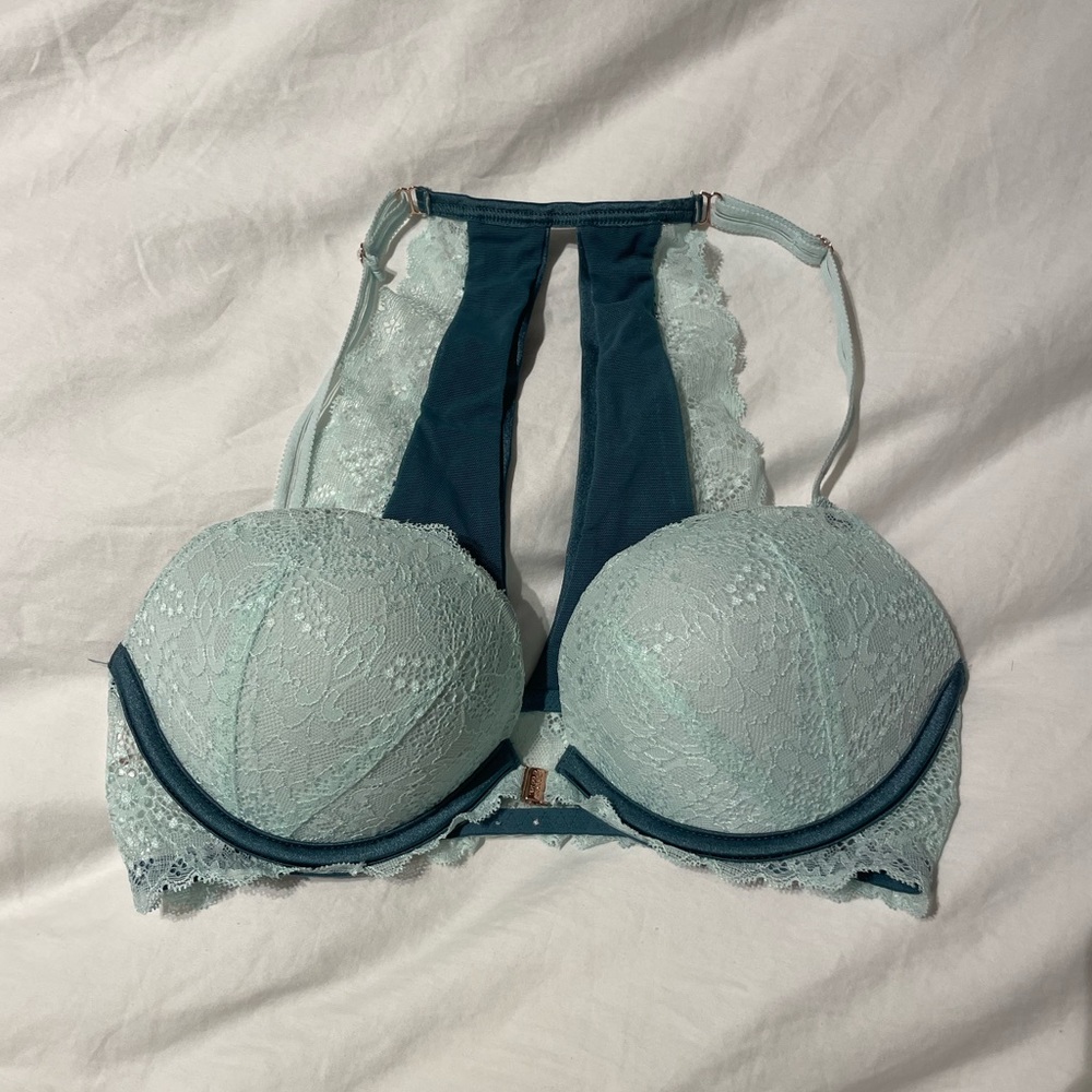 Victoria’s Secret PINK Front Clasp Date Push Up Bra